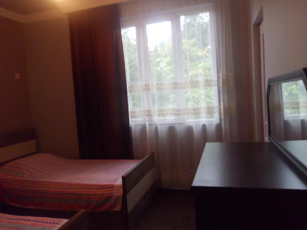 Gulnazi Andria Apartment Sarpi Exterior photo